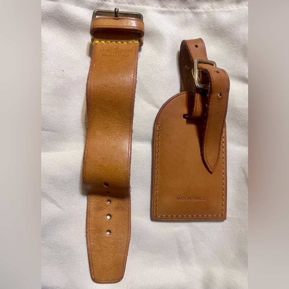 Louis Vuitton Brown Leather Strap and Tag